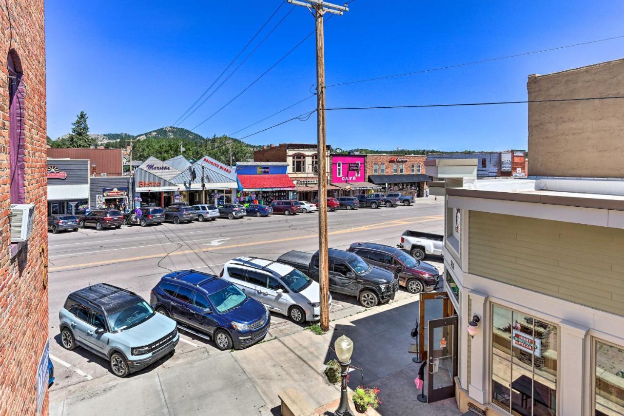 Custer Apt In Heart Of Town Shop, Dine, Hike Exteriör bild