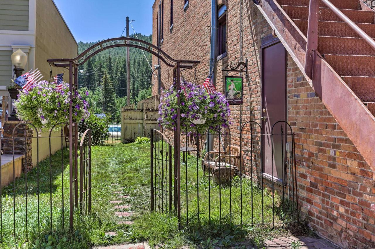 Custer Apt In Heart Of Town Shop, Dine, Hike Exteriör bild